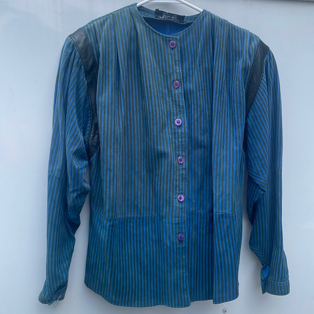 Vintage suede and leather button up shirt jacket.  Great fall colors. 80s Italy